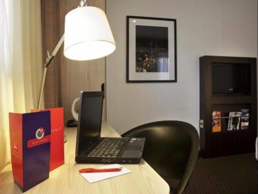 Hotel ibis Wellington Esterno foto